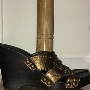 Gianni Bini Platform Sandles